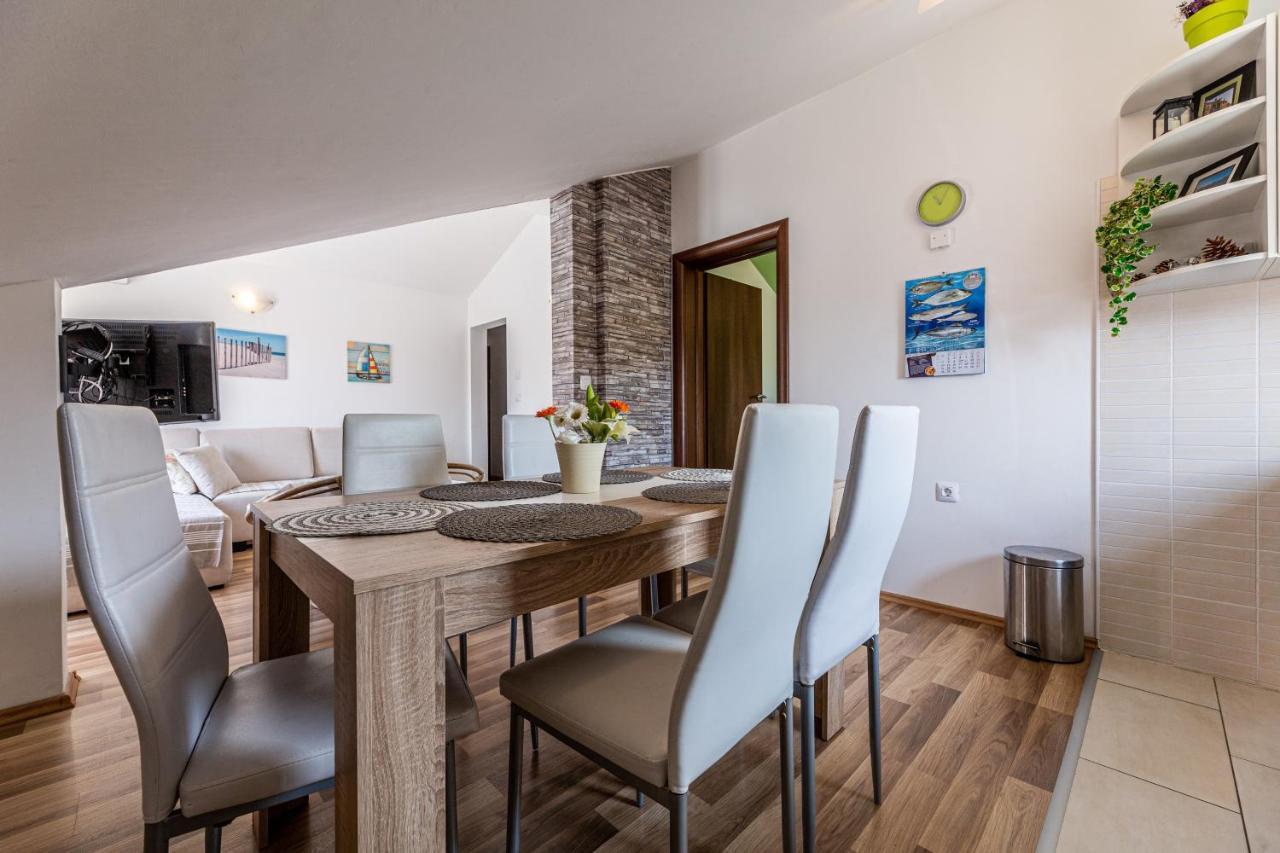 Apartments Creska Baška Esterno foto